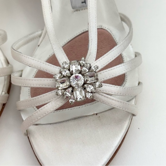NEW! Filippa Scott Lori Wedding shoe heels 39 8.5 satin ivory crystal - Picture 2 of 10